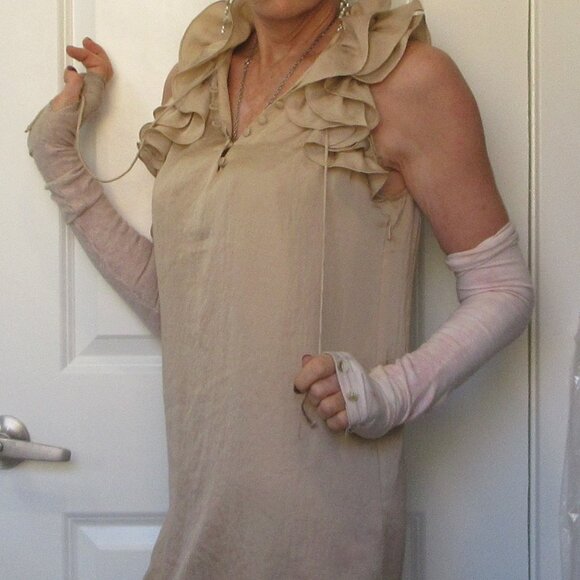 Ann Taylor LOFT Petites "Raw Silk" Oyster colored sleeveless shift, size 4P - Picture 1 of 14